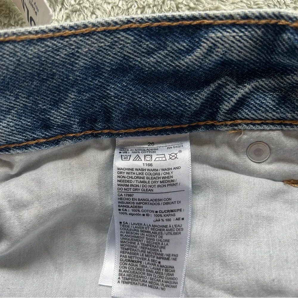 Old Navy Blue High‑Rise Denim Shorts Plus 26 NWT Distressed Raw Hem
